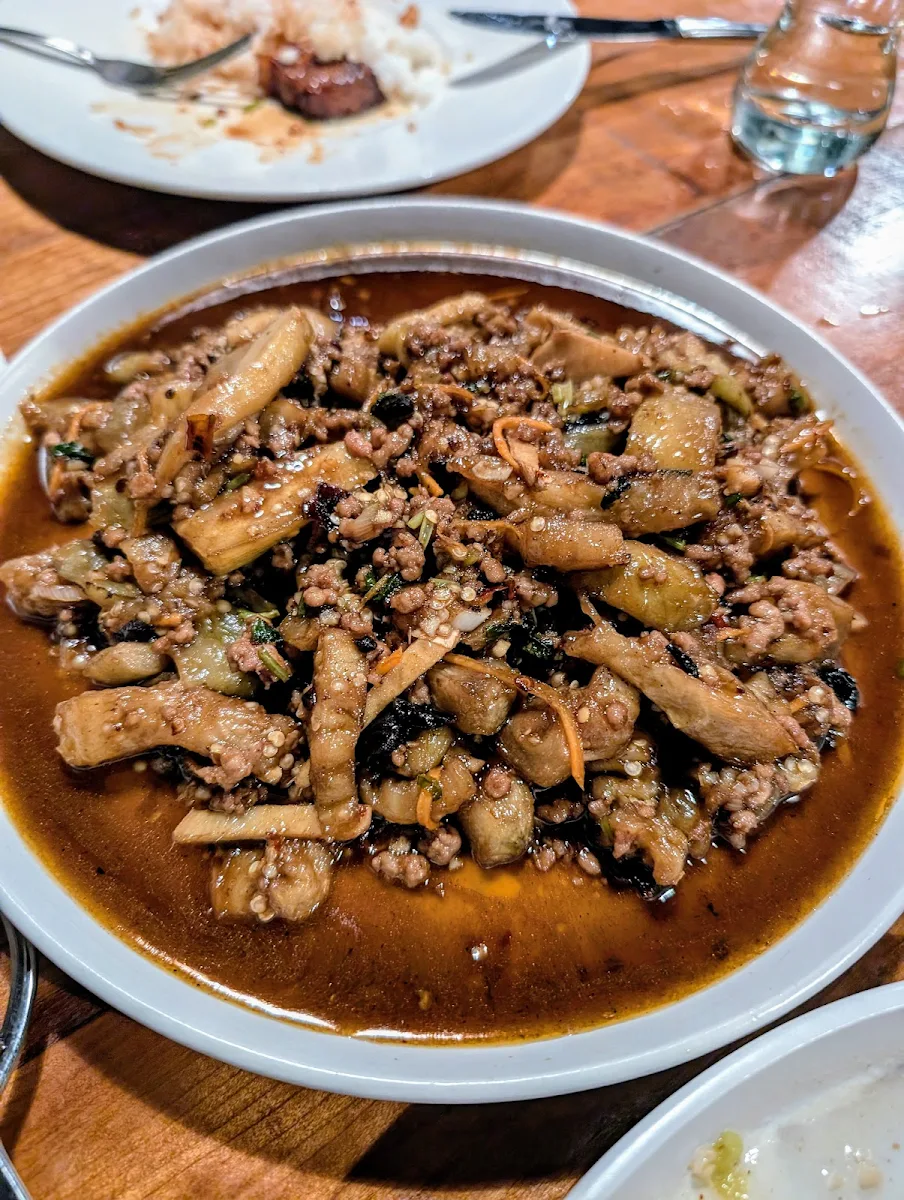 yu xiang qie zi 鱼香茄子, Mimimi